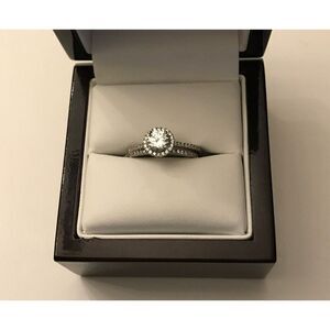 Gorgeous 1.5 Carat Round Cut Halo Design Sim Diamond Bridal/Wedding Ring Set #9